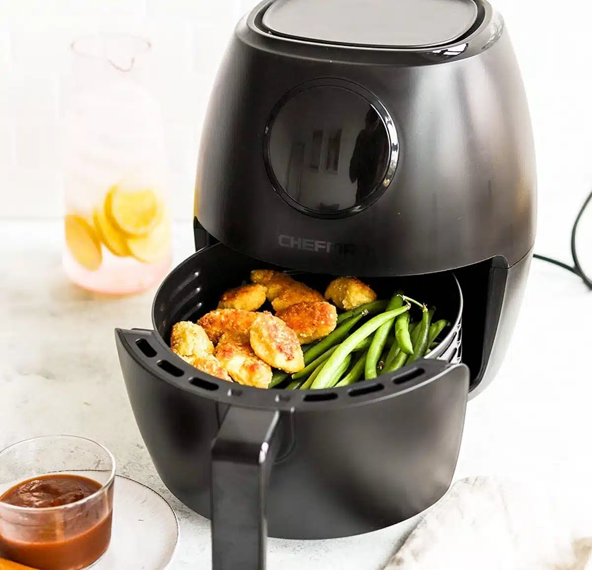 https://www.presstocook.com/wp-content/uploads/2023/03/Chefman-Air-Fryer2.webp