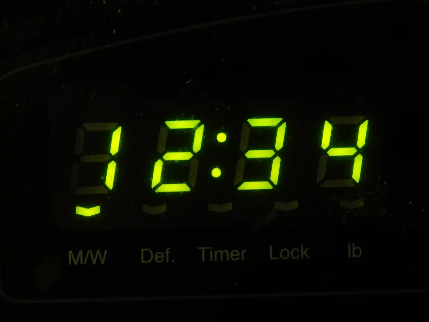 Magic Chef Microwave Clock
