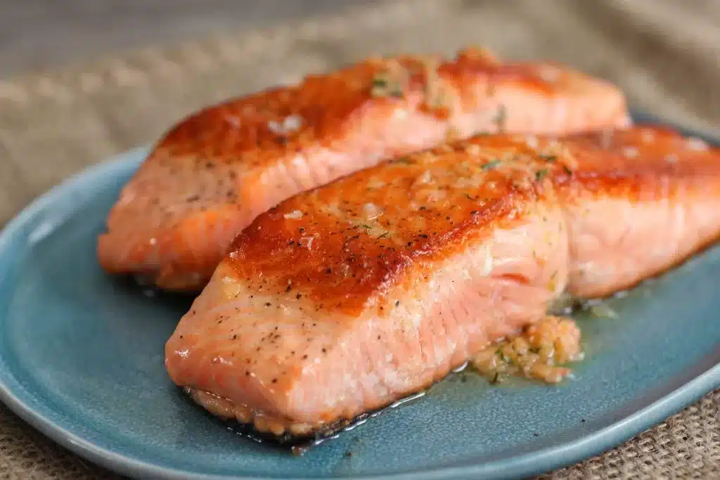 how-long-does-cooked-salmon-last-in-the-fridge