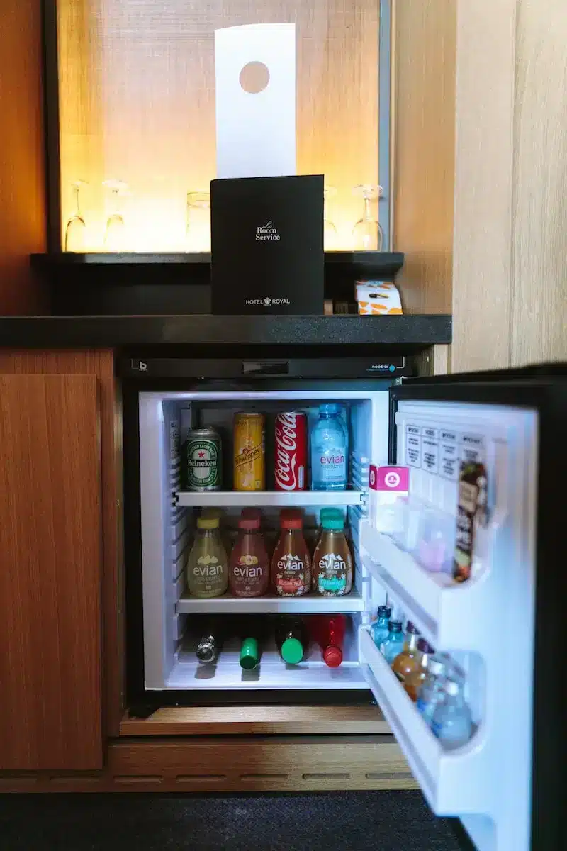 can-i-leave-my-mini-fridge-on-all-the-time