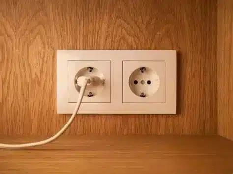 can-you-plug-a-refrigerator-into-a-regular-outlet