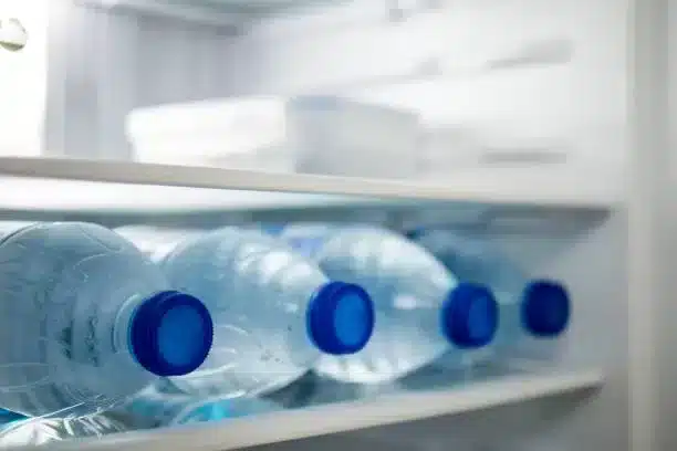 how-long-does-it-take-for-water-to-freeze-in-the-freezer