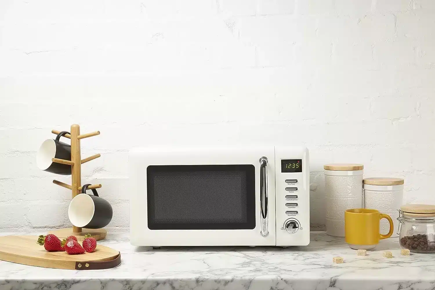 3-white-retro-microwaves