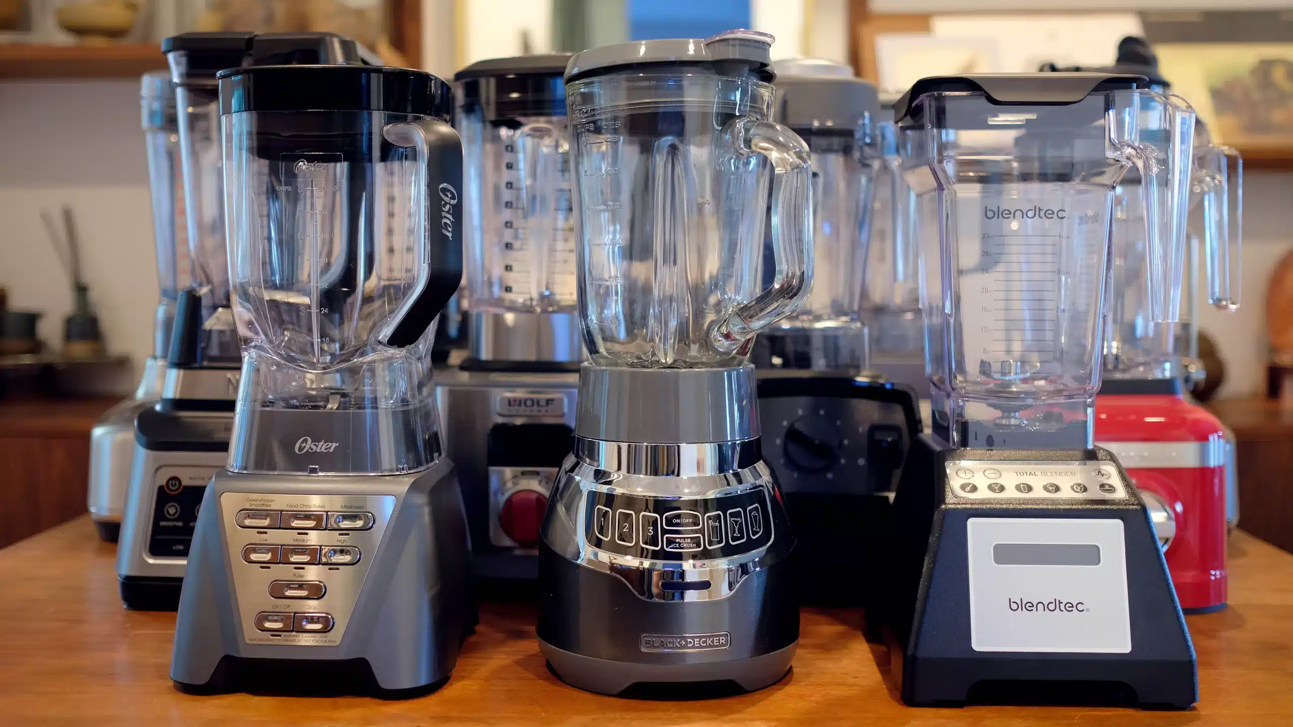 low-budget-blenders-that-still-pack-a-punch-under-50