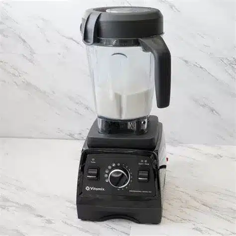 can-i-use-blending-bowls-on-a-750-vitamix