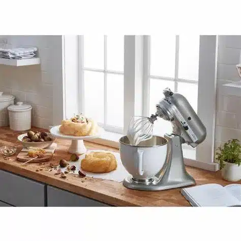 tilt-head-vs-bowl-lift